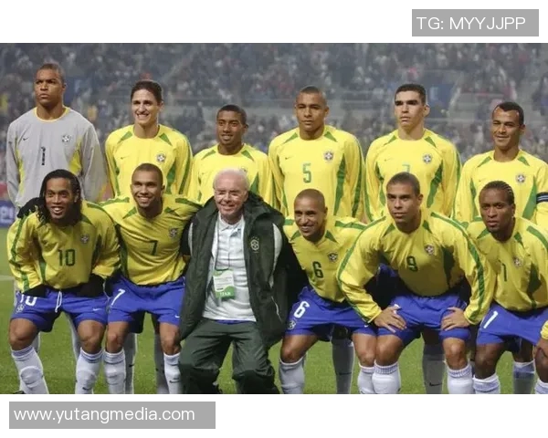 中国与巴西足球明星的辉煌成就与传奇故事探讨