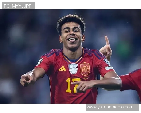 内八足球明星盘点及其在足球历史上的影响与成就分析