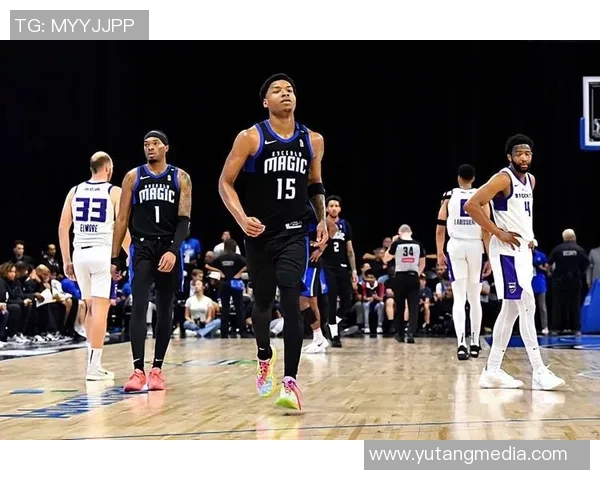 热火与魔术在NBA夏季联赛激战正酣新星球员表现引人瞩目